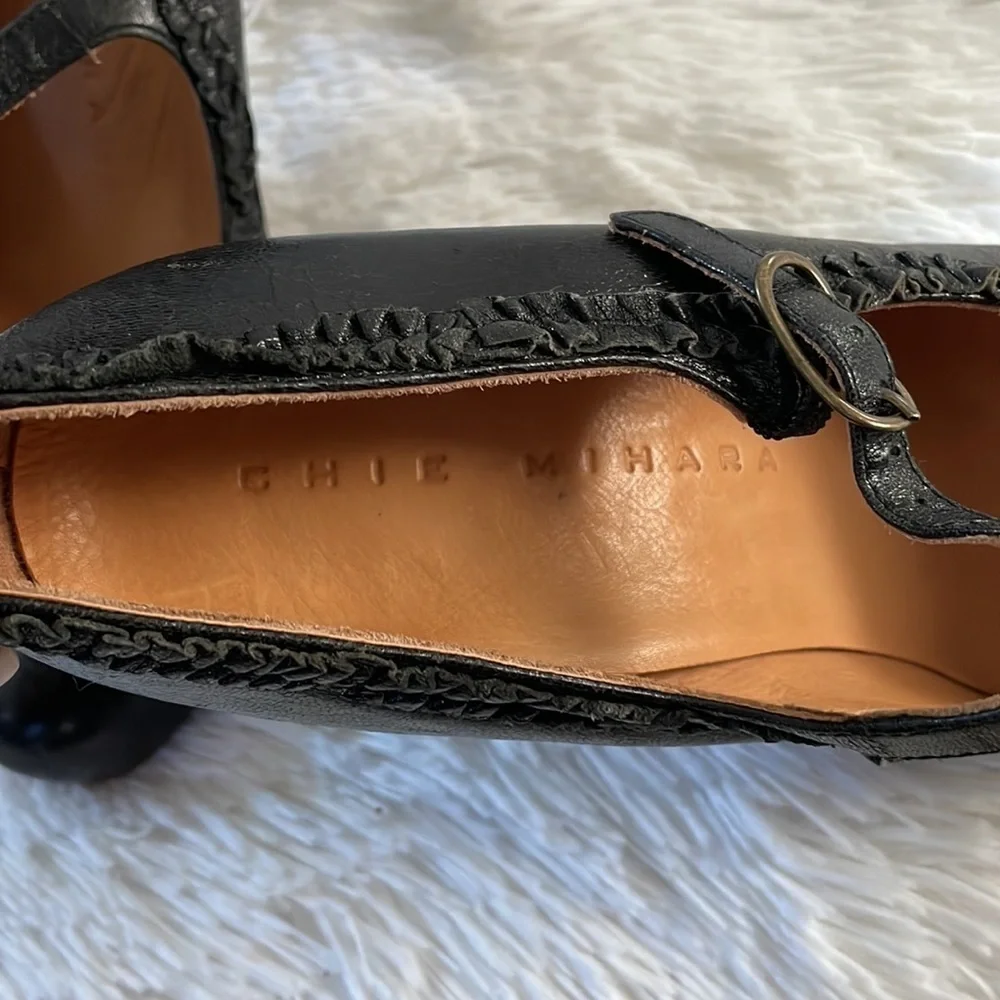 Chie Mihara Black strap buckle leather heel size 37.5 - Picture 4 of 9